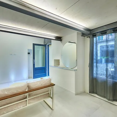 Yellow Stone Apartment Como