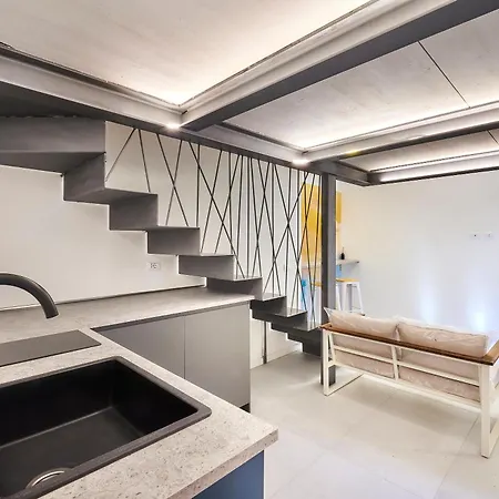 Apartment Yellow Stone