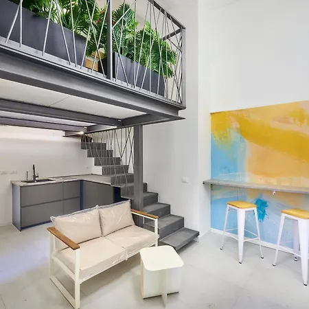 Yellow Stone Apartment *